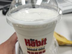 奶昔-The Habit Burger Grill 哈比特汉堡(复兴soho店)