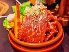 -山川小町·极番烧肉(新地假日广场店)