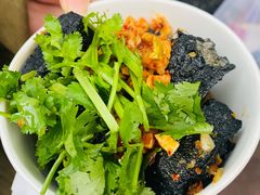 -黑色经典臭豆腐·湖南特产(步行街店)