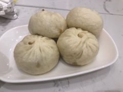 酱肉包-李与白包子铺(桐梓林店)