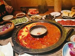 -舒家大院重庆老火锅(纪念塔店)