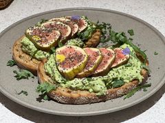 无花果手撕鸡肉tapas-Toris(LuOne凯德晶萃广场店)