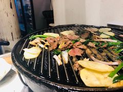 -燚店·铁板鱼蛙·烤肉·烤串(北新桥店)