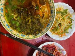 -金杨拉面王小吃面馆·牛三宝面·红烧牛肉粉