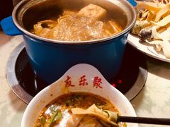 -食上东新街美食街区(民乐新都会店)