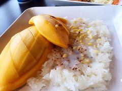-Pier 21 (Terminal 21 Asok)