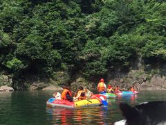 -安吉龙王山峡谷漂流