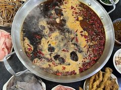 -储奇门鳝鱼火锅(总店)