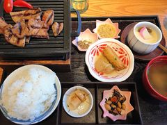 -味太助·银饭食堂(中华城店)