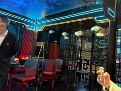 -屋有岛沉浸游戏旗舰店(中山公园店)