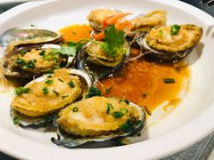 蒜蓉蒸鲍鱼-侬佳蒸菜馆(听潮店)