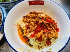 麻辣鸡丝面-公交新村粉店(赤岗冲店)