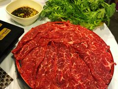 -鲜入围煮花胶鸡海鲜火锅