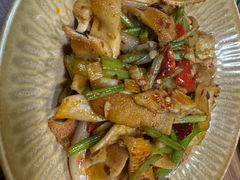 -贯贯吉·清真餐厅(浙江中路店)