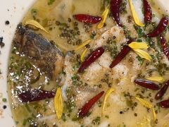 -渔语鱼酸菜鱼新川菜(来福士店)