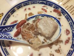 传统牛奶桃胶加香芋-双喜老铺(人民广场店)