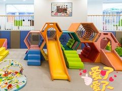 -戊辰亲子游泳俱乐部