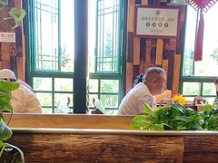 -老滇山寨•云南特色菜•地方菜•民族风情歌舞表演(呈贡店)