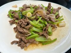 芹菜炒肉-阿南海鲜