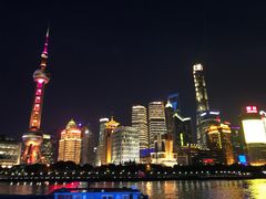 -黄浦江游览十六铺3号码头网红自助餐