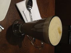 奶油果糖拿铁-Awfully Chocolate(来福士广场店)