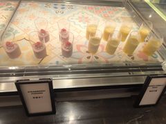 -广州万富希尔顿酒店·感趣自助餐厅·金秋蟹宴生蚝海鲜刺身