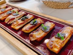云腿锅贴乳饼-泓0871臻选云南菜·味庄