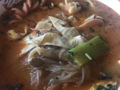 -小蛮椒麻辣烫·麻辣拌(青浦宝龙店)