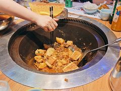 -山河屯铁锅炖·非遗东北菜(南山店)