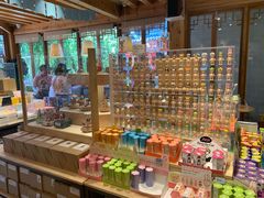 -猫的天空之城概念书店(丽江古城饮玉巷店)