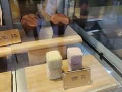 面包甜点陈列柜-麦当劳(新王府井店)