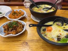 -桥香园过桥米线(国贸店)