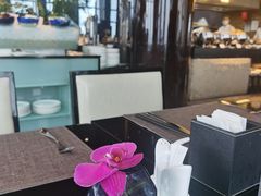 -唐拉雅秀酒店-西锦汇空中BBQ·思创餐厅