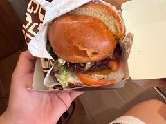 黑松露牛肉汉堡-JPG canteen(广州东山口店)