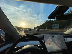 -TESLA 特斯拉(北京南四环中路特斯拉中心)