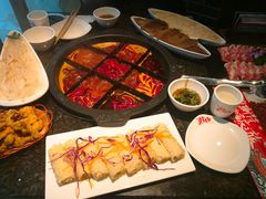 -井格重庆火锅(临平银泰城店)
