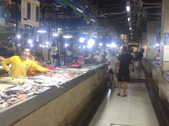 自助取餐区-三亚新鸿港水果一级批发市场