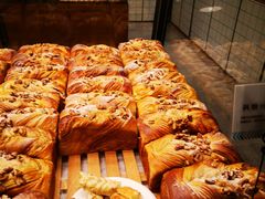 -Dough&Joe团憩(瑞虹天地月亮湾店)