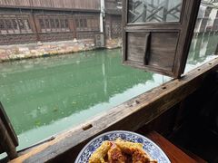 -茅老太臭豆腐