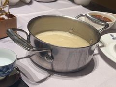 -红鼎豆捞·非遗鲍皇汤火锅(宝丰路店)