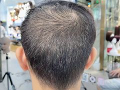 -LAQUEEN 时尚健康假发(万象城总店)