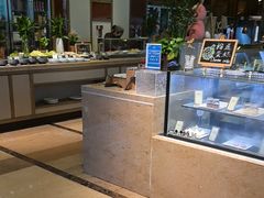 -大中华希尔顿酒店-念自助餐·嗨啤·小龙虾