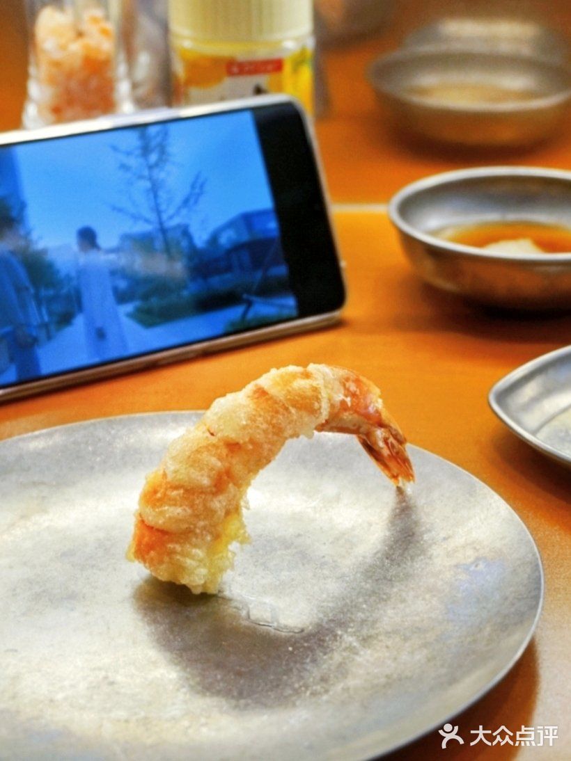 龙虾在成都入乡随俗 被做成了麻婆豆腐