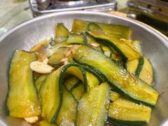 大盆黄瓜-刘胖子家常菜·蹄花焖藕(中南店)