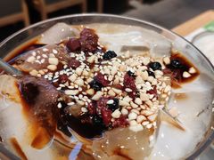 黑糖蔓越莓冰冰粉-百春原湖南牛肉粉(百联世纪店)