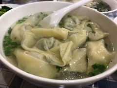 荠菜大馄饨-潘国仙耳光馄饨(黄家阙路店)