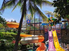 -三亚湾海居铂尔曼度假酒店