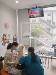 -睿宝儿科·眼科·口腔(静安大悦城门诊部)