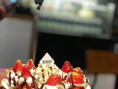 草莓忌廉华夫饼-BE BRIGHT KITCHEN(正佳广场店)