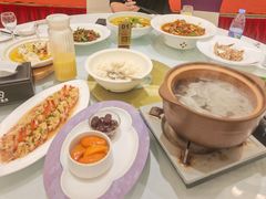 -梅花香里大酒店(郁金香路店)
